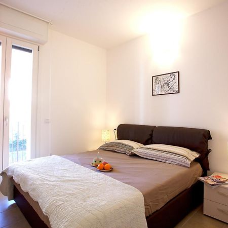 4 Village Centre Lenno Homes With Pool-By Italian Apartments Chambre photo