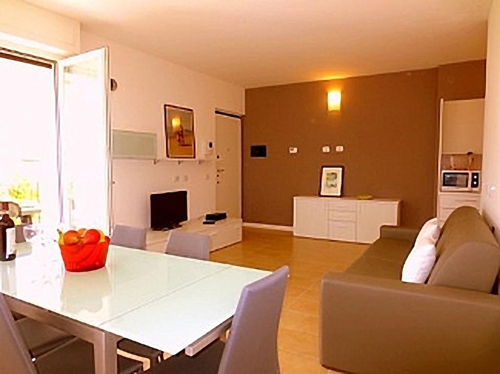 4 Village Centre Lenno Homes With Pool-By Italian Apartments Chambre photo