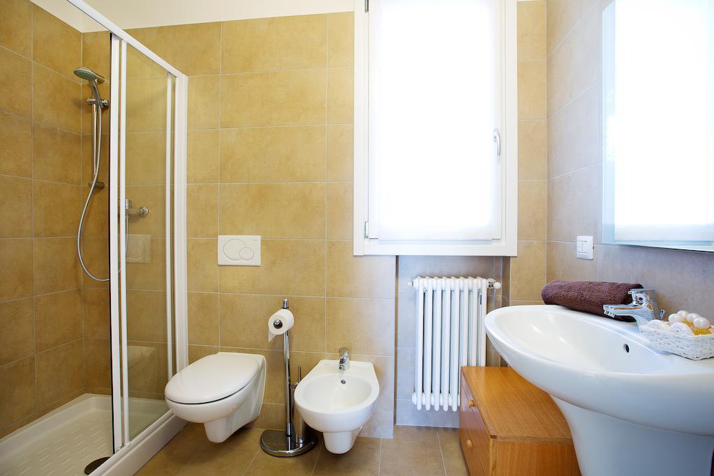 4 Village Centre Lenno Homes With Pool-By Italian Apartments Chambre photo