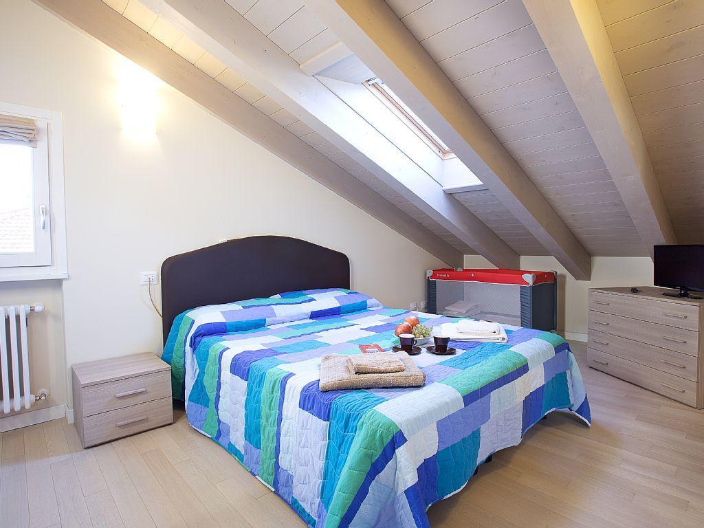 4 Village Centre Lenno Homes With Pool-By Italian Apartments Extérieur photo