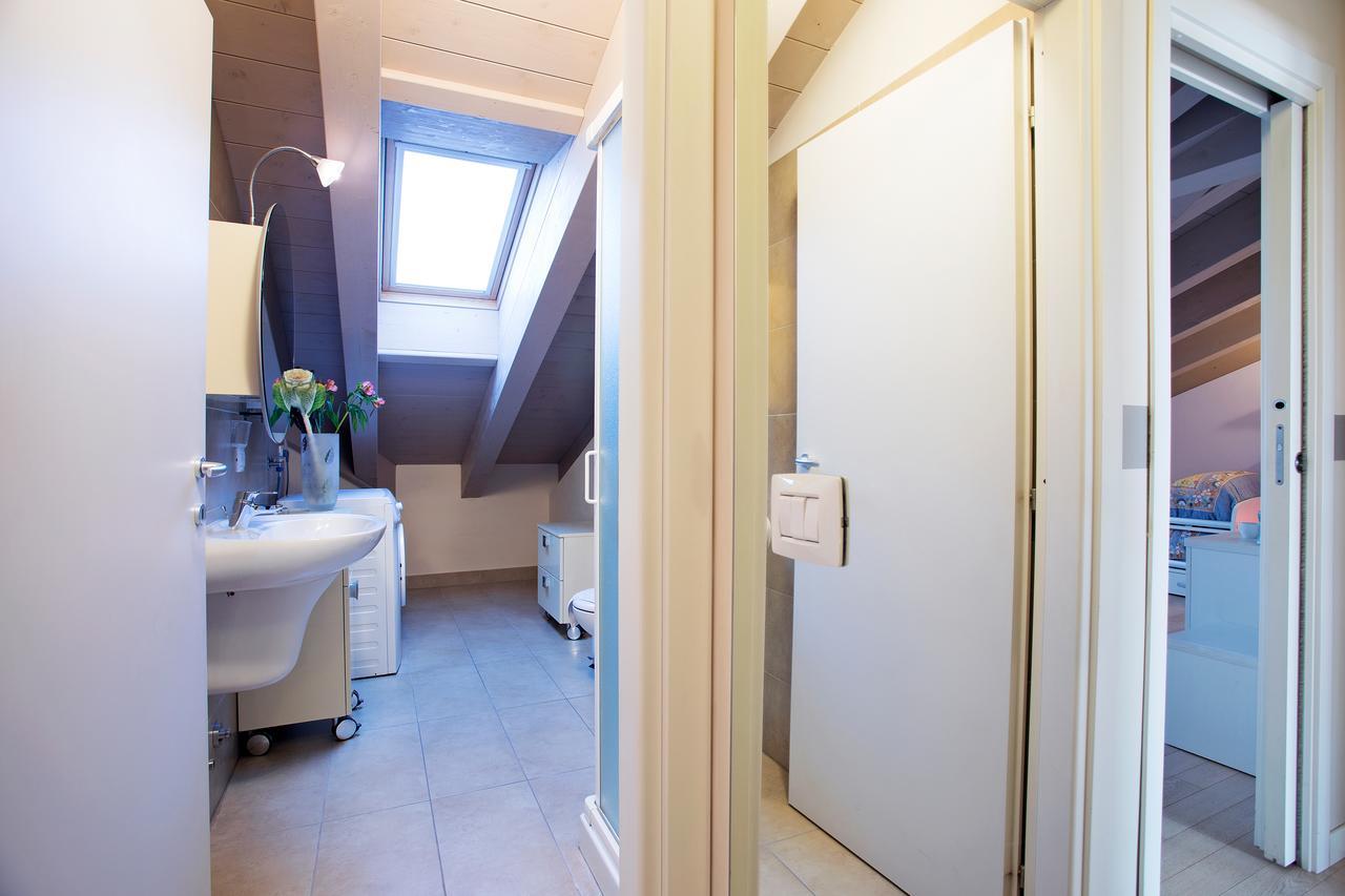 4 Village Centre Lenno Homes With Pool-By Italian Apartments Extérieur photo